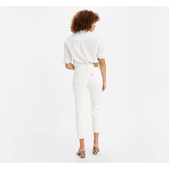 LEVI'S WHITE WEDGIE STRAIGHT FIT WOMEN'S JEANS, SIZE 28, NWT - Picture 2 of 8